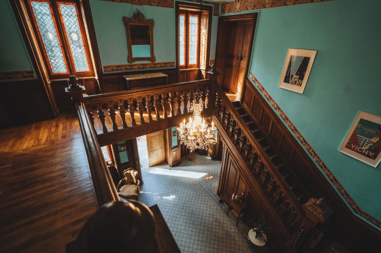 Château Du Guérinet Saint-Priest-Bramefant Quarto foto